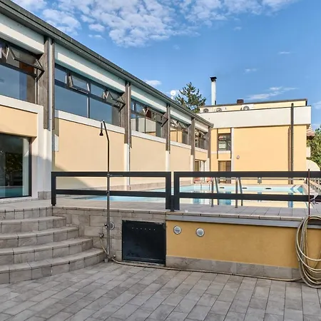 Lydie Apt. Exclusive Holigarda * Desenzano del Garda