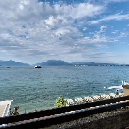 Apartment Lydie Apt. Exclusive Holigarda Desenzano del Garda