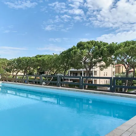 Lydie Apt. Exclusive Holigarda Desenzano del Garda