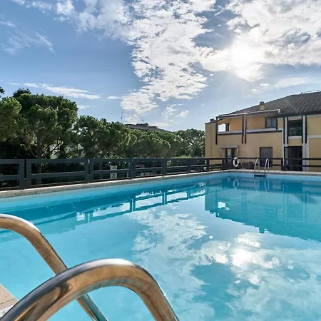 Apartment Lydie Apt. Exclusive Holigarda
